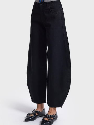 IT'S BASIC - Tapered Vaquero 'MEGA BALLOON MID RISE JEANS JET BLACK' en negro