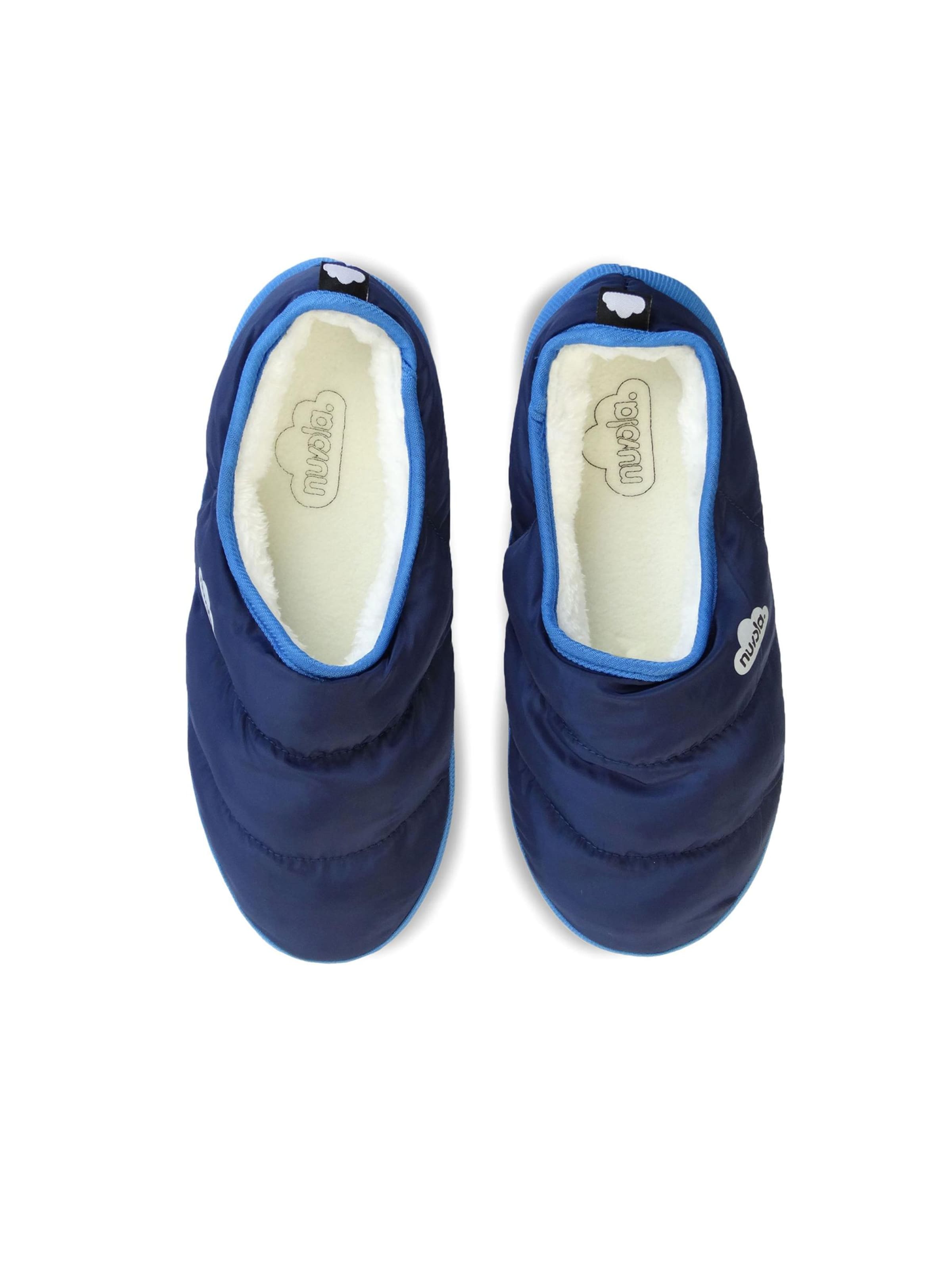 Ciabatta 'Classic Chill' di Nuvola. in blu