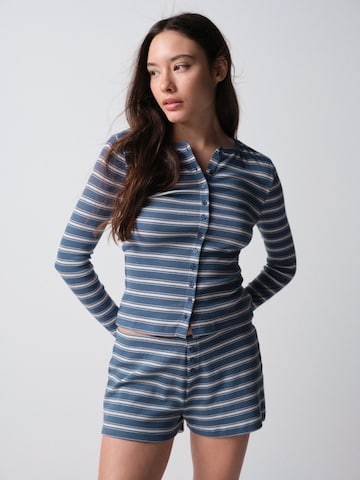 The Set - Pijama de pantalón corto en azul: frente