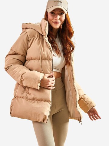 Giacca invernale di Bianco Lucci in beige