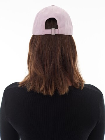 ABOUT YOU x Laura Giurcanu Cap 'Katrin' in Pink