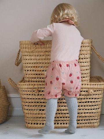 Pantalon 'Noelle ∼ Raspberry rose' LouieLouie en rose