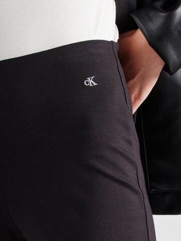 évasé Leggings Calvin Klein Jeans en noir