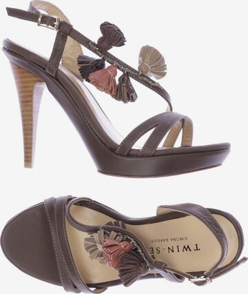 Twin Set Sandals & High-Heeled Sandals in 36 in Brown: front