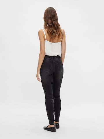 VILA Skinny Jeansy w kolorze czarny