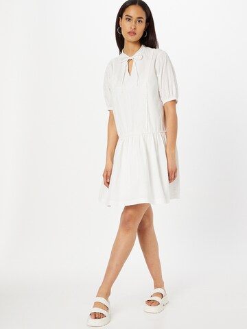 ICHI Letní šaty 'FALAN' – bílá