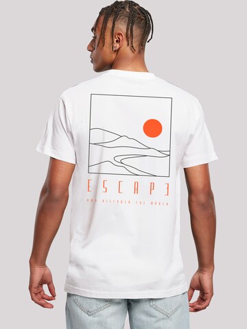 T-Shirt 'Escape Discover the World Landscape' F4NT4STIC en blanc