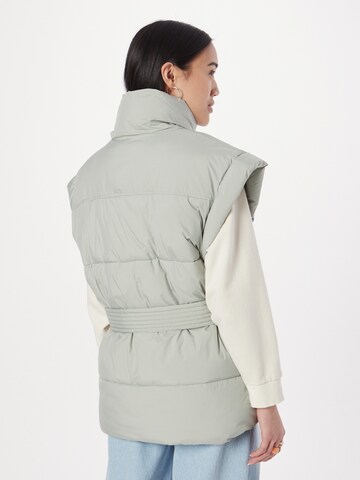 Gilet 'Leandra' Gina Tricot en vert