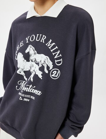 Koton Sweatshirt in Grau