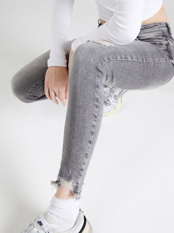 Noisy may Slimfit Jeans 'KIMMY' in Grijs