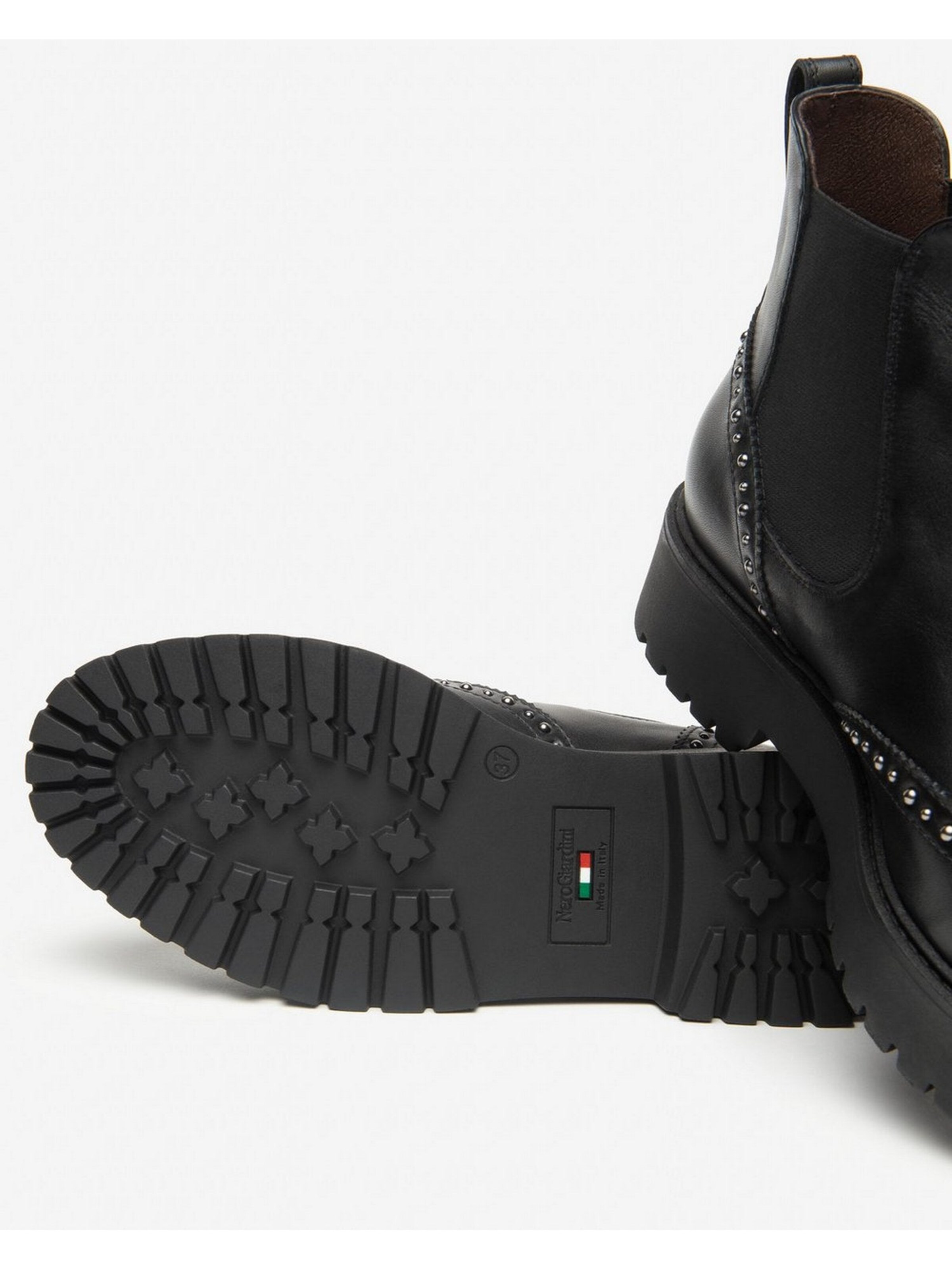 Nero Giardini - Botas Chelsea en negro