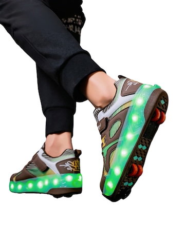 HUSKSWARE Inline and Roller Skates in Green