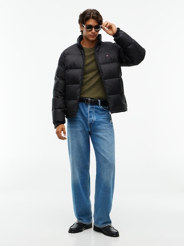 TOMMY HILFIGER - Chaqueta de invierno en negro: frente