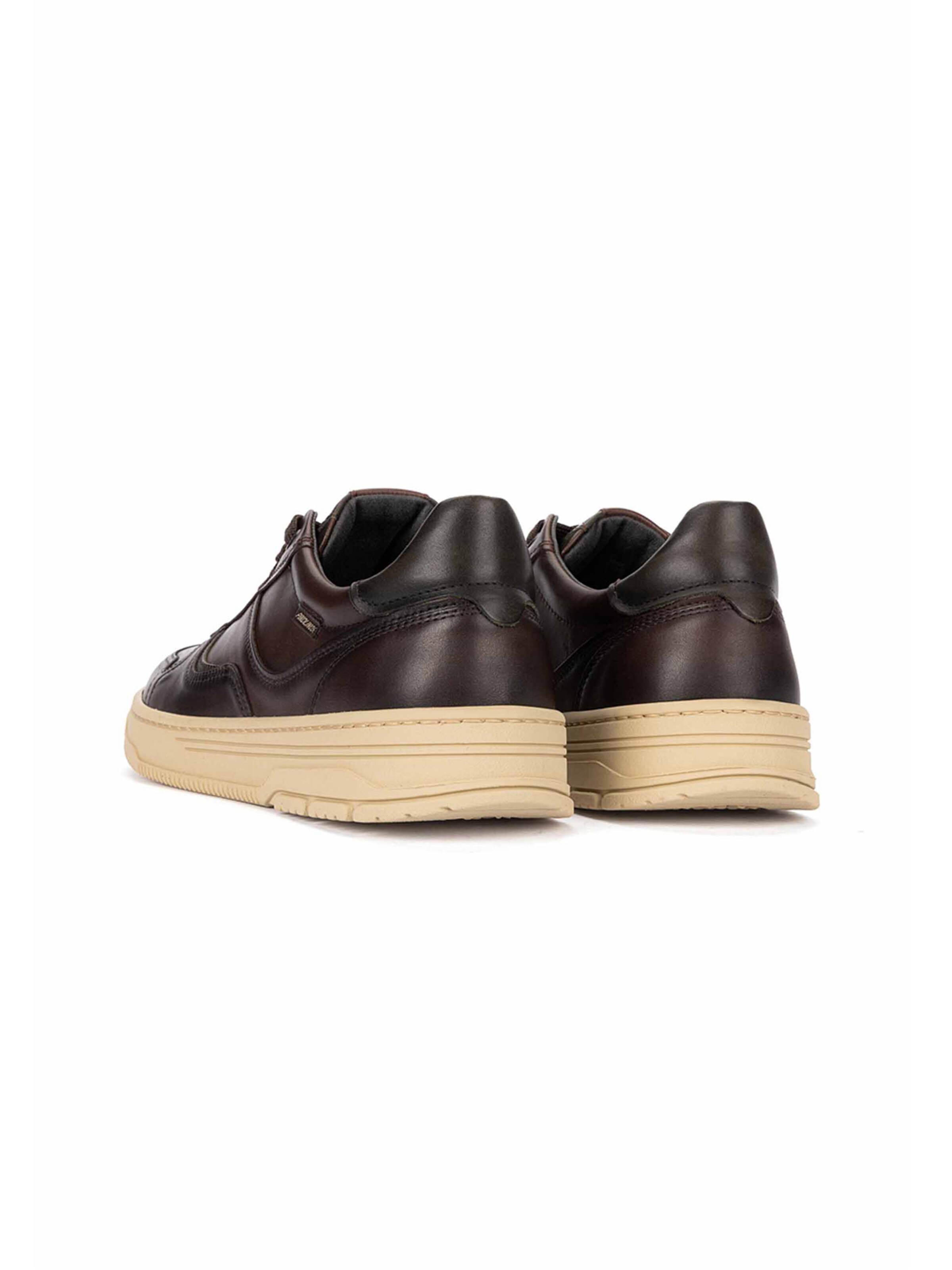Baskets basses 'Salinas' PIKOLINOS en marron