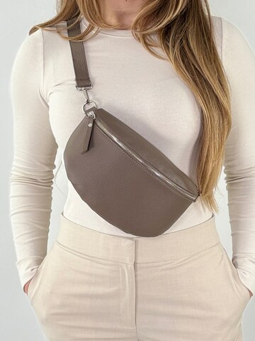lePelou Fanny Pack 'TONI medium' in Grey