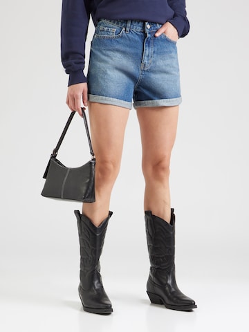 Regular Jean Trendyol en bleu : devant