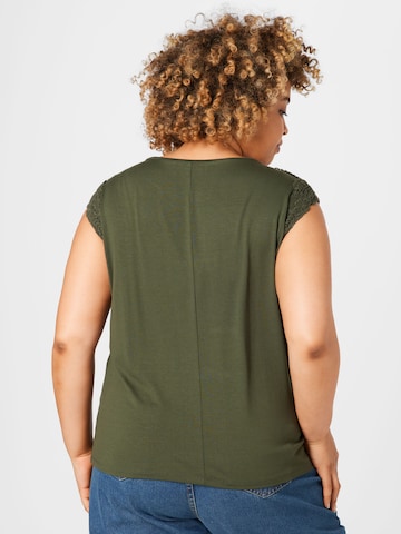 Tricou 'Zola' de la ABOUT YOU Curvy pe verde