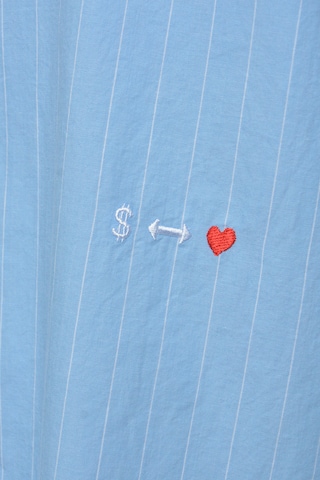 Smith&Soul Gestreifte Bluse mit Rücken-Patch in Blau