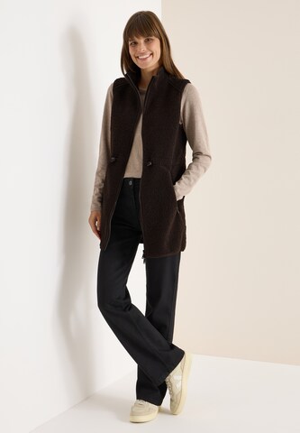 CECIL Vest in Brown