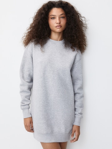 Pull&Bear Kleid in Grau: predná strana