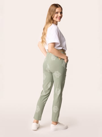 Quiosque Regular Hose in Grau