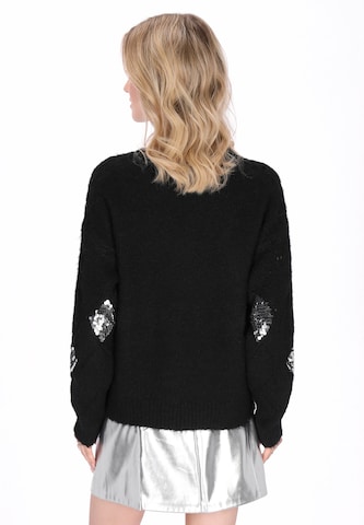 MYMO Sweater in Black