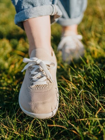 Ahinsa shoes Rövid szárú sportcipők 'Gestrickte Barfuß-Sneaker Softy Beige für Damen' - bézs