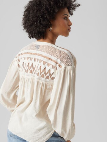 VERO MODA Bluse i beige