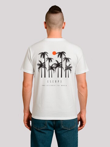 T-Shirt 'Escape Discover the World Palm Trees Black' F4NT4STIC en blanc