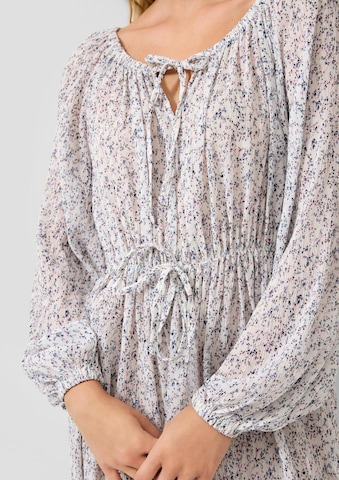 QS - Vestido em bege