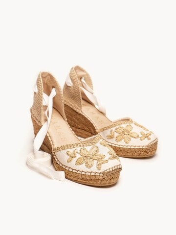 Alhamas Sandal 'Alpargata Cuña 7 cm' in Beige