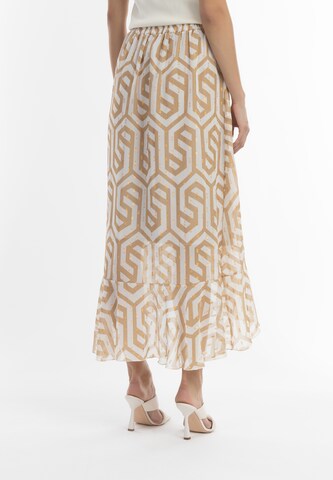 faina Rok in Beige