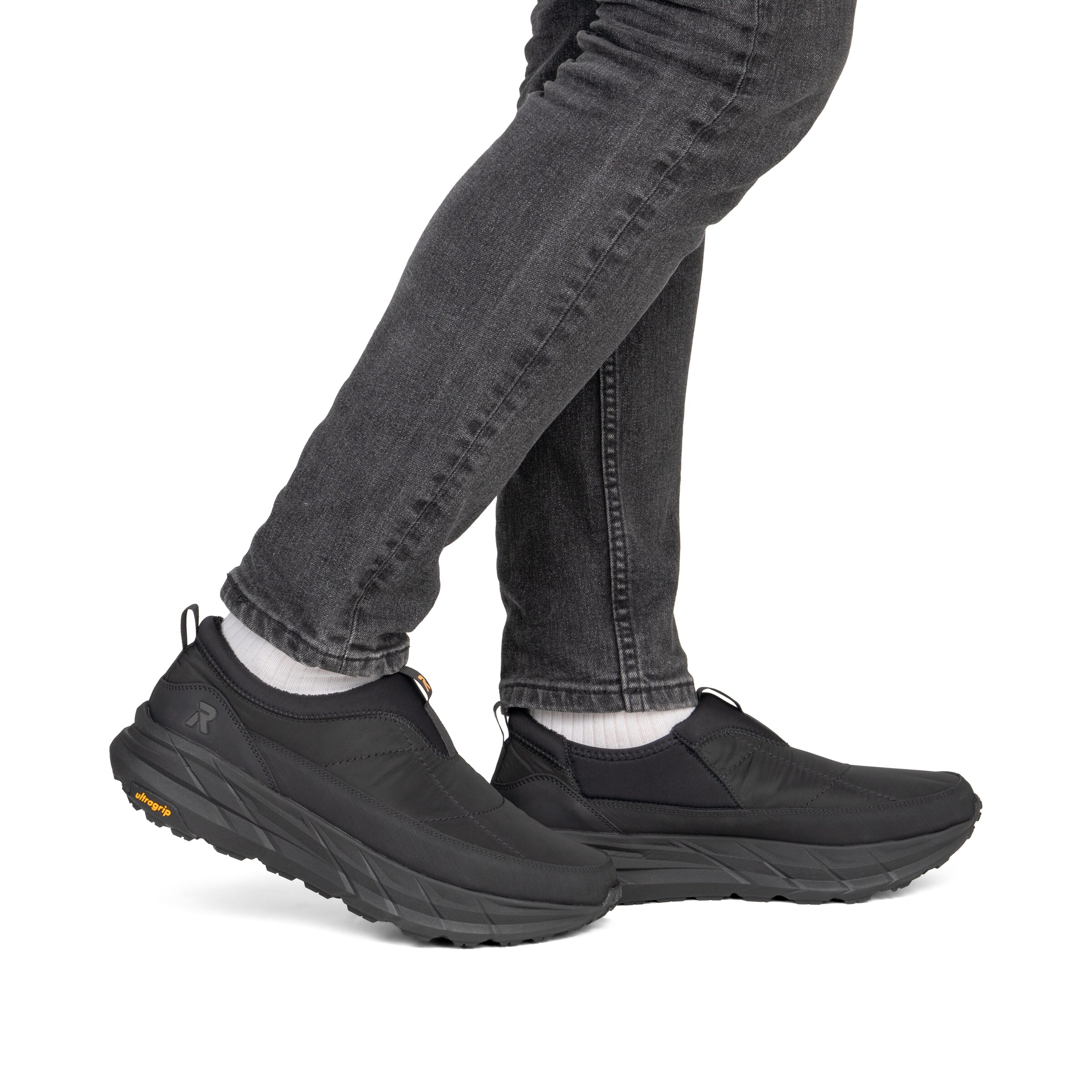 Baskets basses Rieker en noir