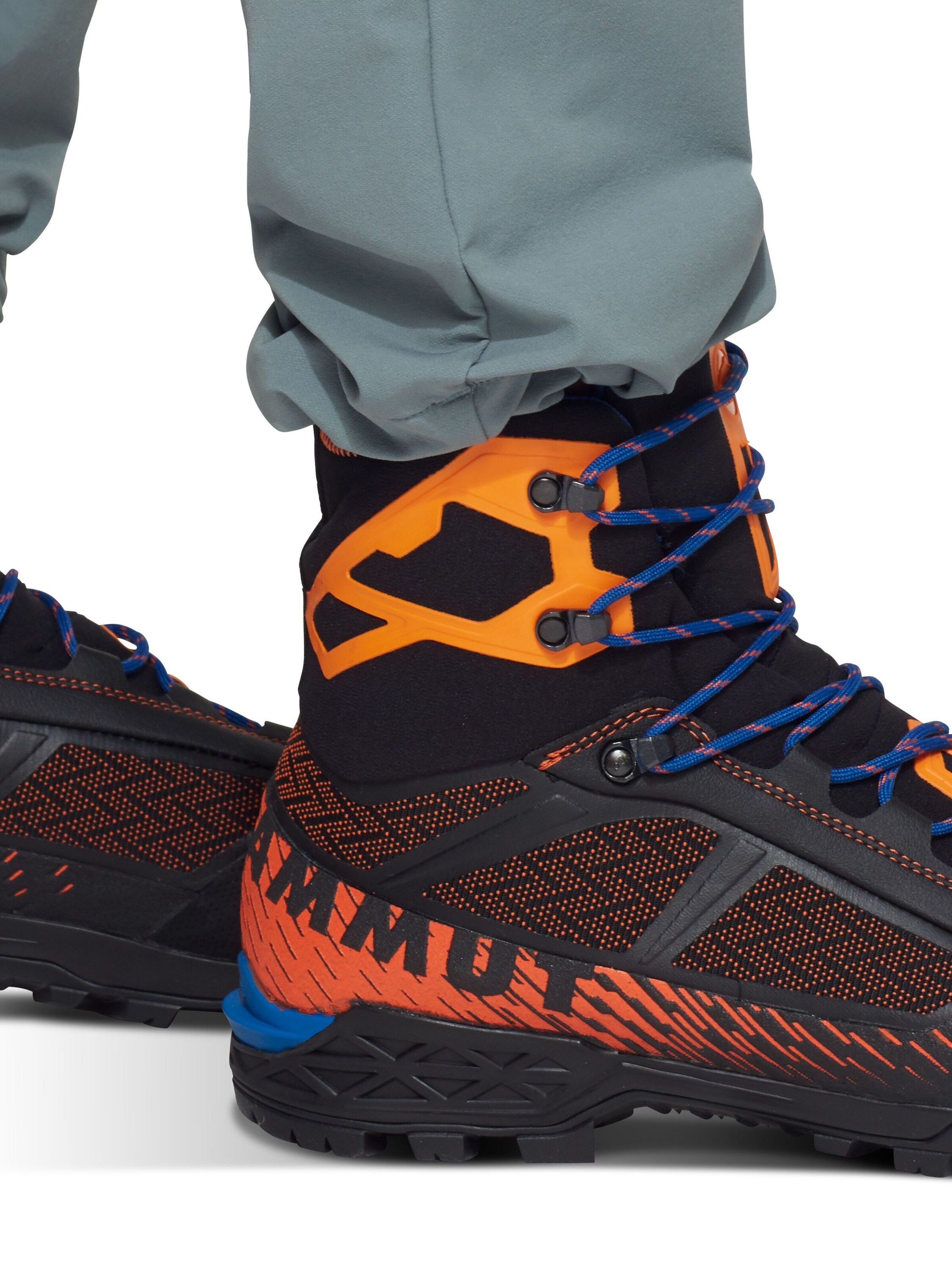 MAMMUT Slim fit Outdoor Pants in Grey