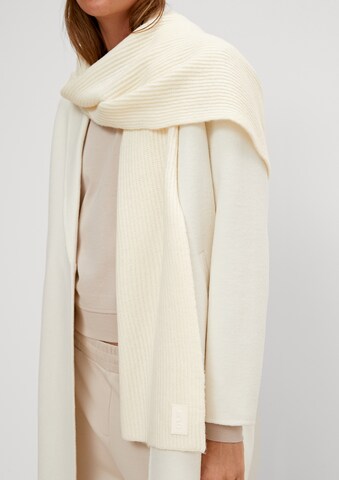 comma casual identity Scarf in White