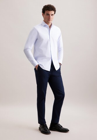 Coupe regular Chemise business 'Smart Casual' SEIDENSTICKER en blanc