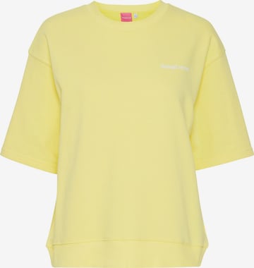 The Jogg Concept Shirt in Yellow: front