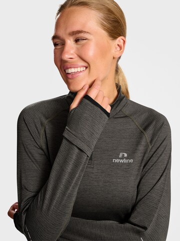 Newline Sportsweatshirt 'Pace' i grå