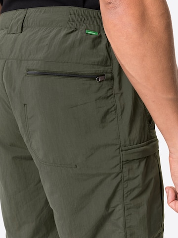 VAUDE Regular Outdoor Pants 'Farley' in Green