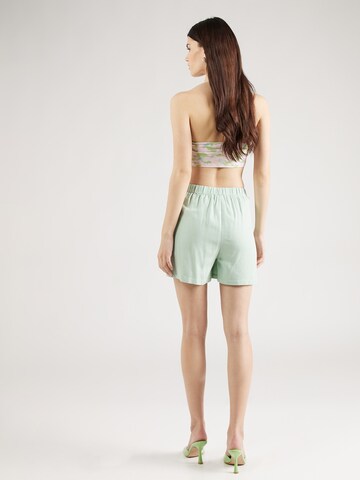 VERO MODA - regular Pantalón plisado 'JESMILO' en verde