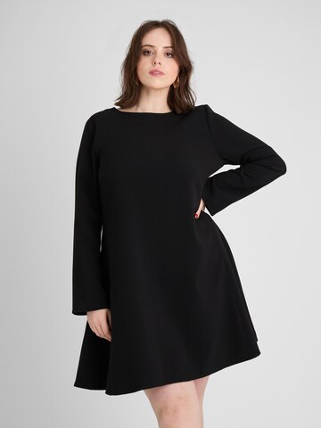 Abito 'Jaden' di Guido Maria Kretschmer Curvy in nero: frontale