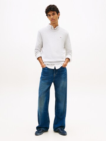 Pullover 'ESS' di Tommy Jeans in grigio