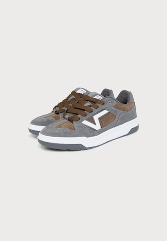 VANS Platform trainers 'Upland' in Brown