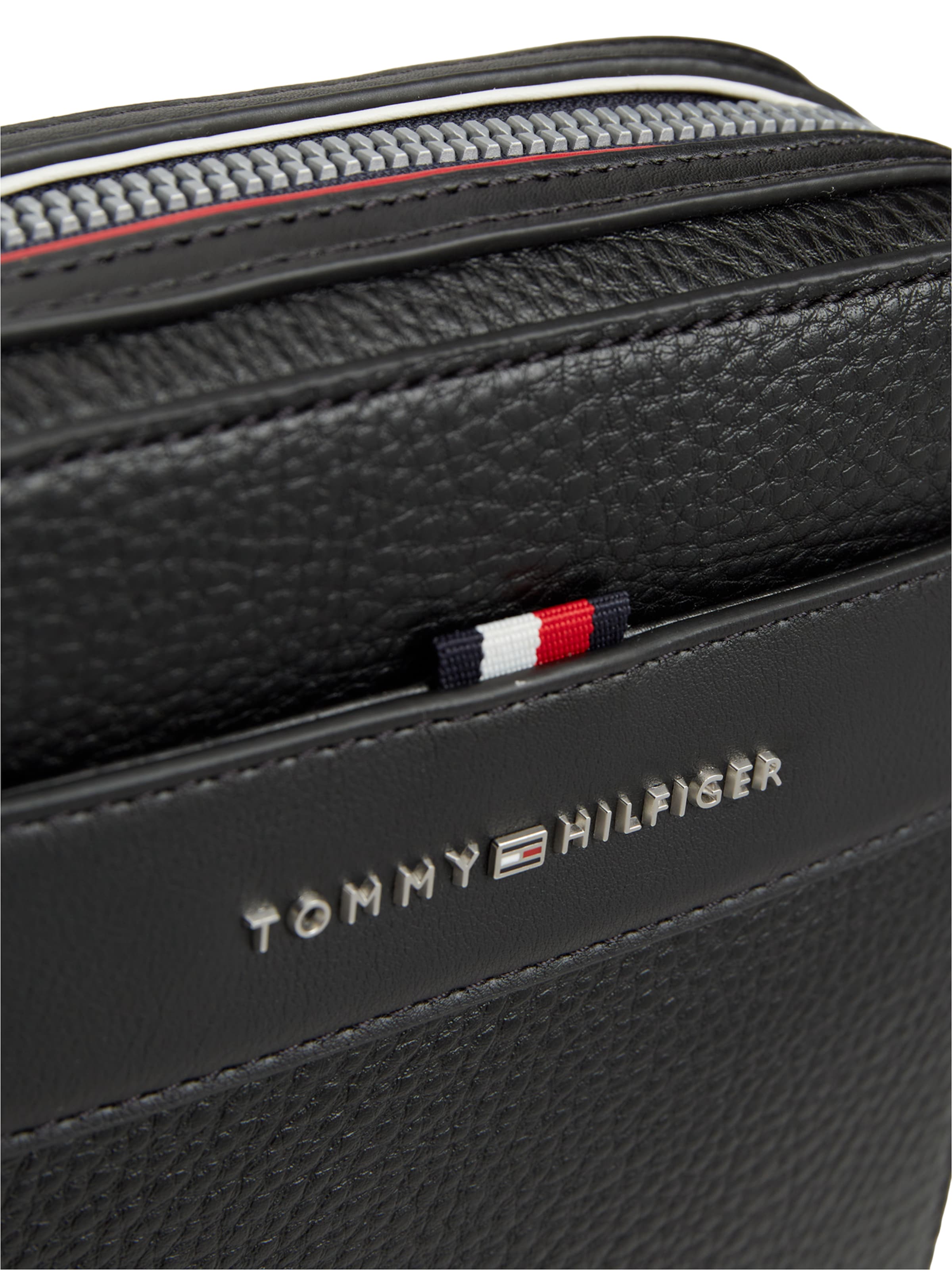 TOMMY HILFIGER Torba na ramię w kolorze czarny