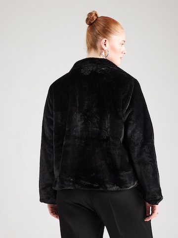 Giacca di mezza stagione 'CARMERLIT' di ONLY Carmakoma in nero