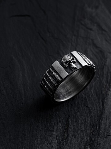 REYTEL Ring 'BULLETS OF RETRIBUTION - SKULL' in Zilver