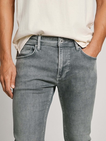 Pepe Jeans Tapered ג'ינס 'Stanley' באפור