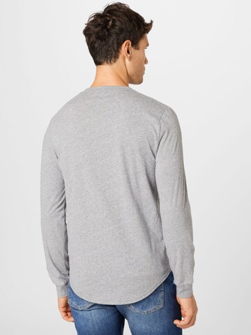 T-Shirt HOLLISTER en gris