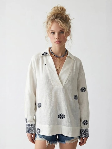 MixRay Bluse in Weiß: Vorderseite