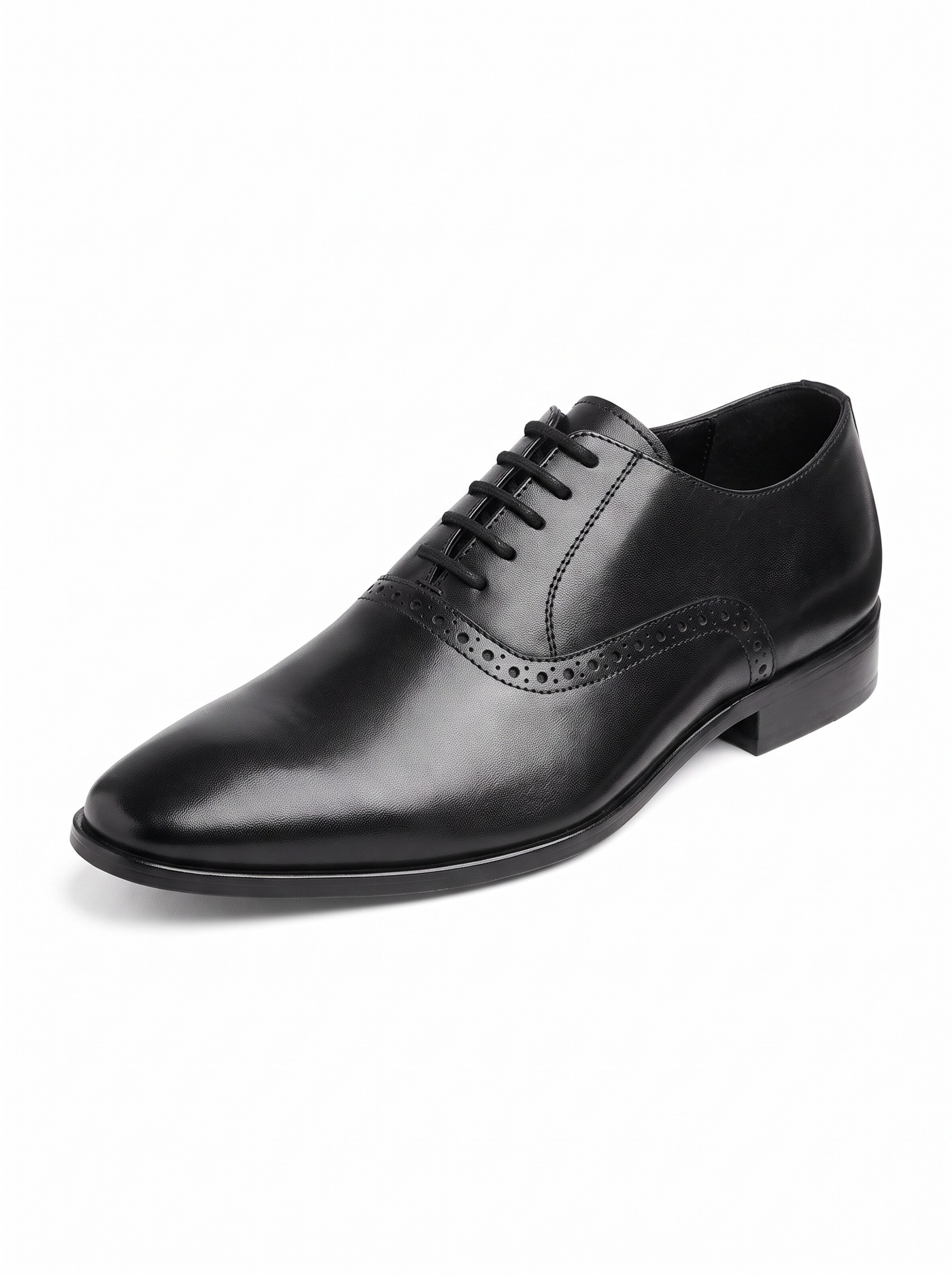 ABOUT YOU Schnürschuh 'Niklas' in Schwarz: Vorderseite